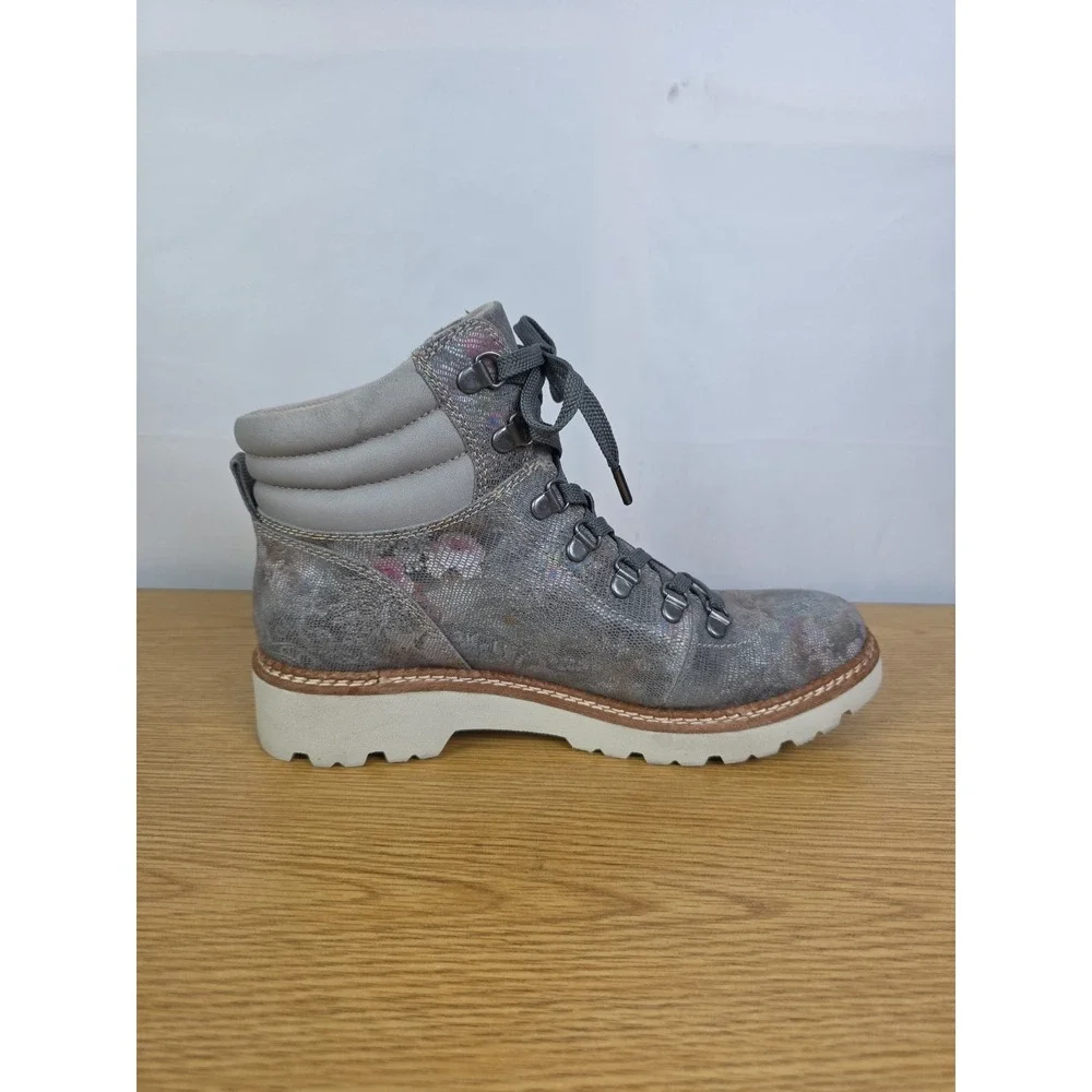 Bionica Women's Dezi Gray Floral‎ Waterproof Leather Lace Up Ankle Boots 8M